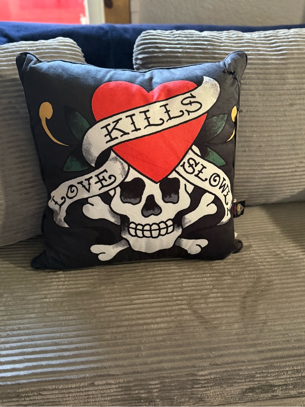 ED HARDY LOVE KILLS SLOWLY SKULL PILLOW VELVET 18x18 NWT Black Iconic Tattoo